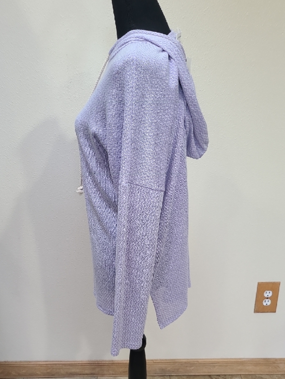 Lovely Melody Lavender Knit Hooded Top NWT - Picture 2 of 7